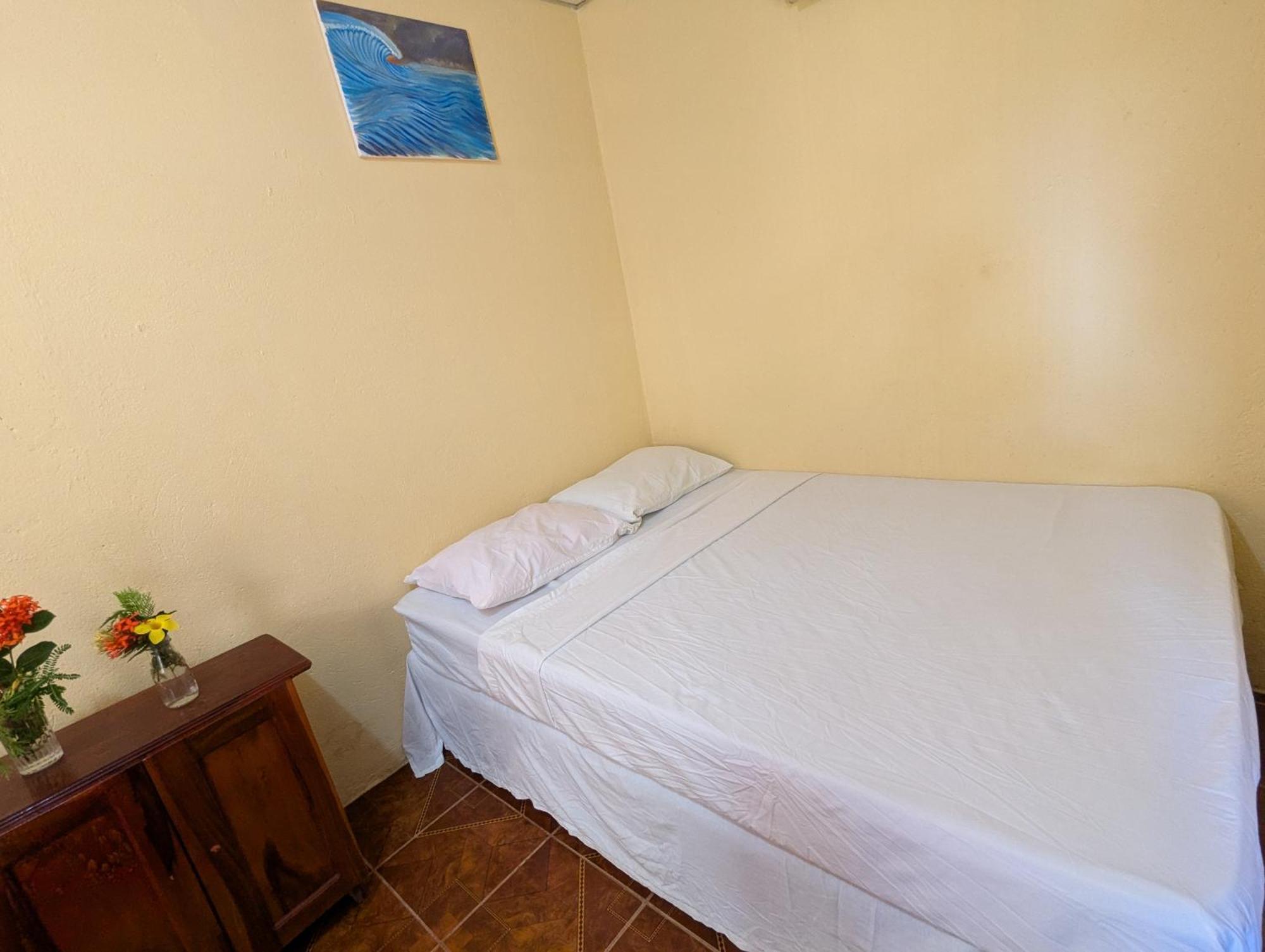 Hotel Chill Garrobo El Gigante Habitación foto